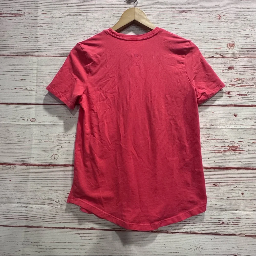 Lululemon Love Crew Short Sleeve T-Shirt in Love Red Sz 2